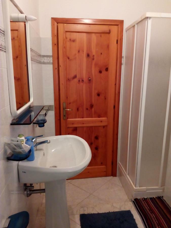 Santu Luisu Iun P2230 Lägenhet Galtellì Exteriör bild